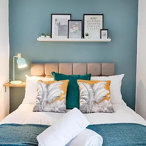The Great North Hill - Tv In Every Bedroom! Apartment